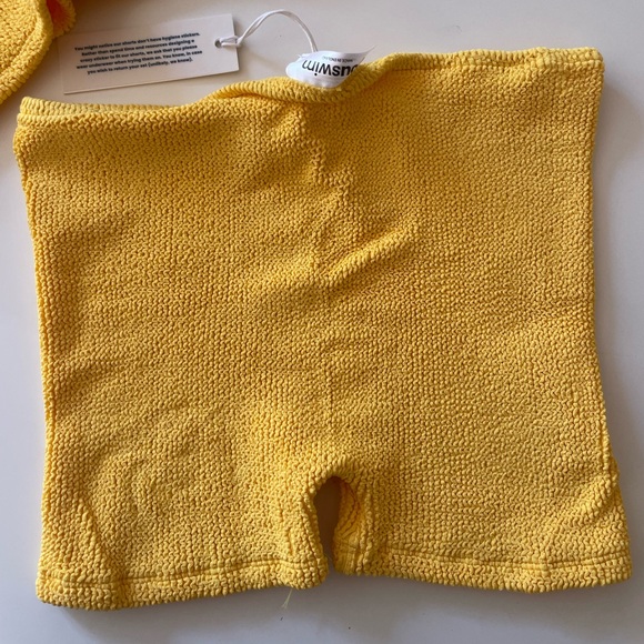 YouSwim Verve two piece shorts bikini set - Picture 6 of 6